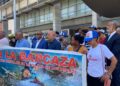 Comunitarios de Los Negros en Azua montan piquetes frente a la Procuraduría