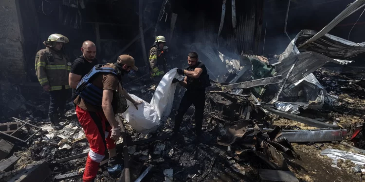 Aterrador incendio en Rusia provoca ocho muertos y siete heridos