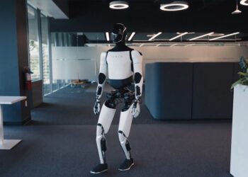 Tesla anuncia la producción en masa de robots humanoides para 2026