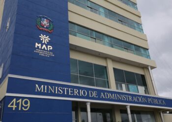 Suspenden labores en instituciones públicas del Gran Santo Domingo a partir de las 2 de la tarde