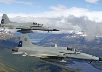 Chile despliega aviones de combate tras supuesta violación de su espacio aéreo