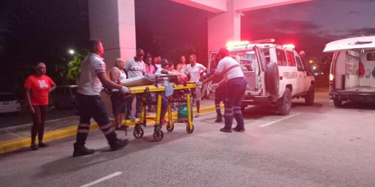 Accidente en la Autovía del Nordeste deja un joven muerto y tres heridos