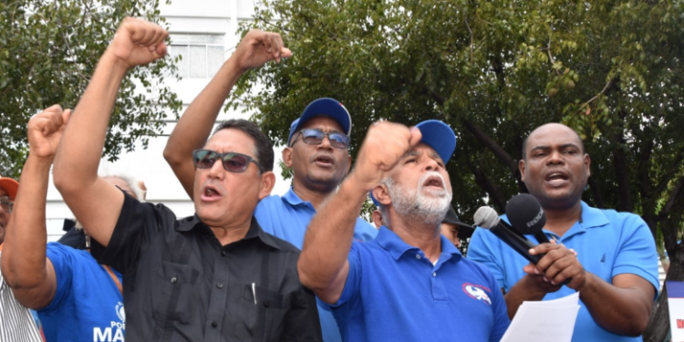 ADP rechaza reforma laboral y exige respeto a derechos de los docentes