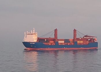 Barco noruego se negó a rescatar a tripulación rusa tras ataque terrorista