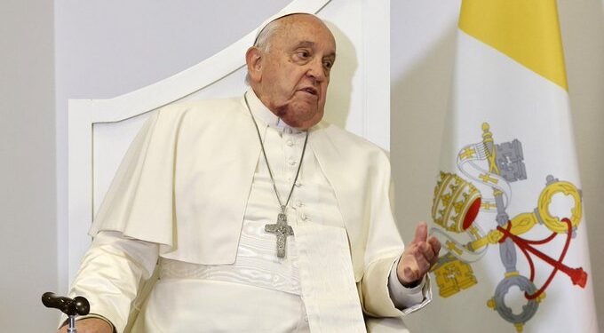 El Vaticano al borde de la bancarrota: déficit millonario pone en riesgo pensiones