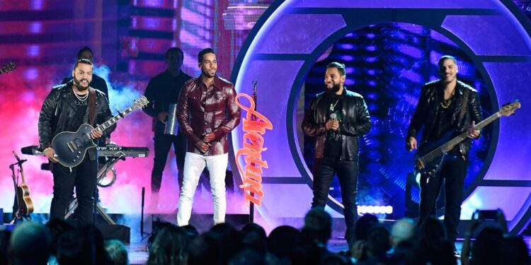 Aventura arranca su serie de conciertos en el Estadio Olímpico