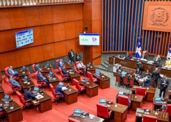 Senado declara de urgencia y aprueba cambios clave a la Ley de Residuos Sólidos