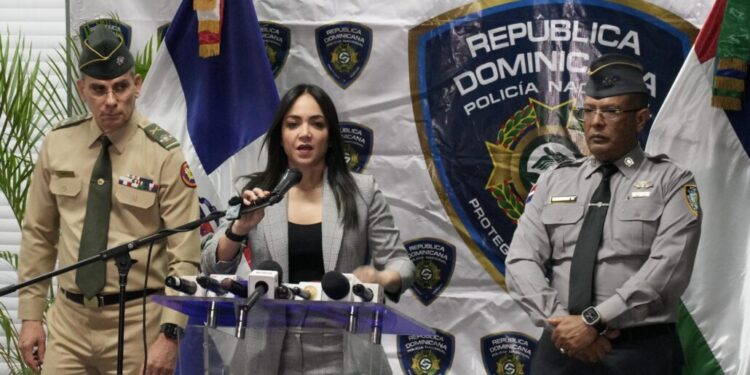 Faride Raful promete reforzar medidas para garantizar el cumplimiento de la ley