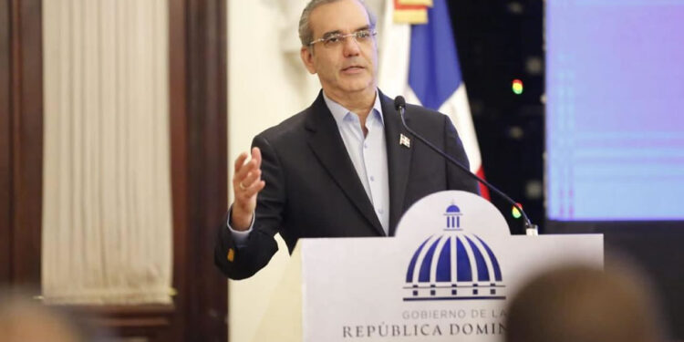 Abinader destaca que el PRM nació para luchar contra el autoritarismo