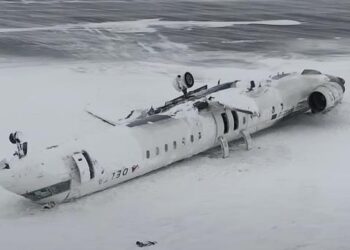 Turbulencia en Toronto y el riesgo de volar con niños en el regazo