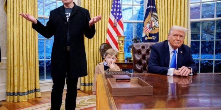 Musk y DOGE desatan una guerra contra la burocracia en EE.UU.