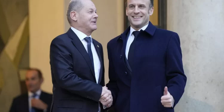 Macron y Carney reafirman apoyo a Ucrania y exigen compromisos a Rusia