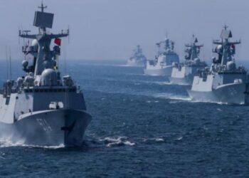 Buques de guerra chinos navegan frente a Australia y generan tensión