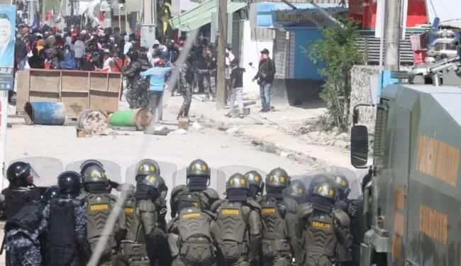 PN reporta 32 detenidos y armas incautadas en protesta en Friusa