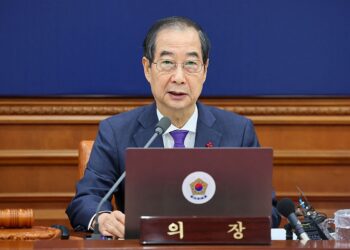 Tribunal Constitucional de Corea del Sur restituye al presidente interino