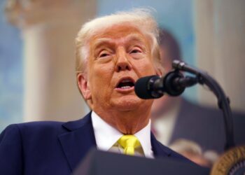 Trump tiene la aprobación más baja en 70 años según encuestas