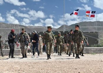 Refuerzan con 1,500 soldados más la vigilancia en la frontera con Haití