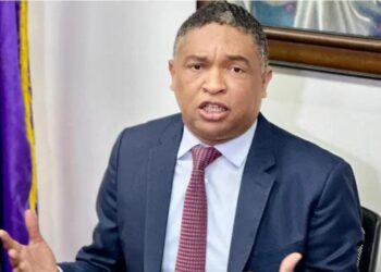 Yván Lorenzo critica ineficacia del contingente keniano en Haití