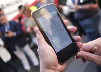 EEUU revisará redes sociales de migrantes para detectar antisemitismo