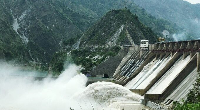 India restringe agua a Pakistán tras atentado en Cachemira