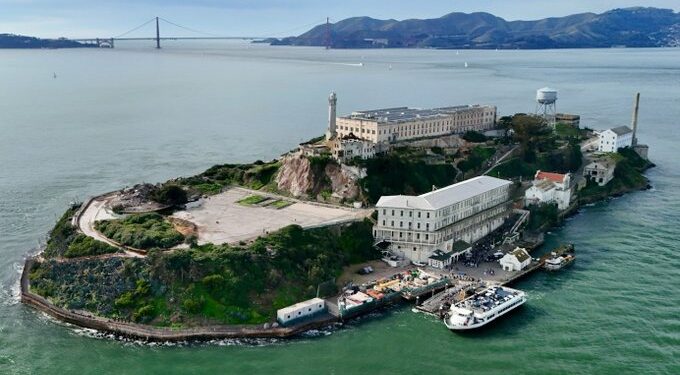 Trump propone reabrir Alcatraz para encerrar a los delincuentes más peligrosos