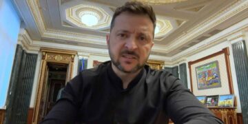 Zelenski acusa a Rusia de sabotear negociaciones de paz
