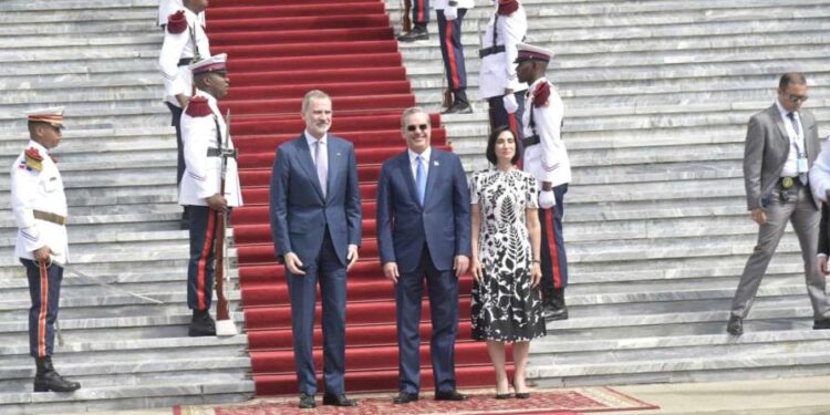 Abinader y el rey Felipe VI inaugurarán monumento a la paz en el Malecón