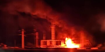Ucrania deja sin electricidad a miles en Zaporozhie y Jersón tras ataque masivo