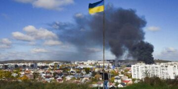 Reportan explosiones en Kiev tras activación de alerta aérea en toda Ucrania