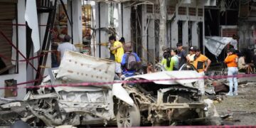Otra explosión de bomba en Colombia deja varios muertos y heridos