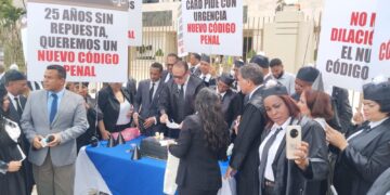 Abogados exigen al Congreso aprobar ya el nuevo Código Penal