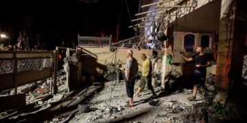 Varios muertos y más de 100 heridos tras ataque con misiles iraníes en Israel